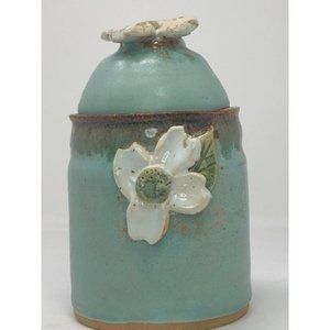 Studio Wheel Thrown Vase Glaze Clayware, Look the gorgeous lid